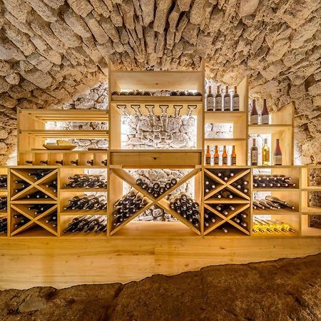 Gite Des Caves Secretes 蒂福日 外观 照片