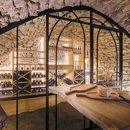 Gite Des Caves Secretes 蒂福日 外观 照片